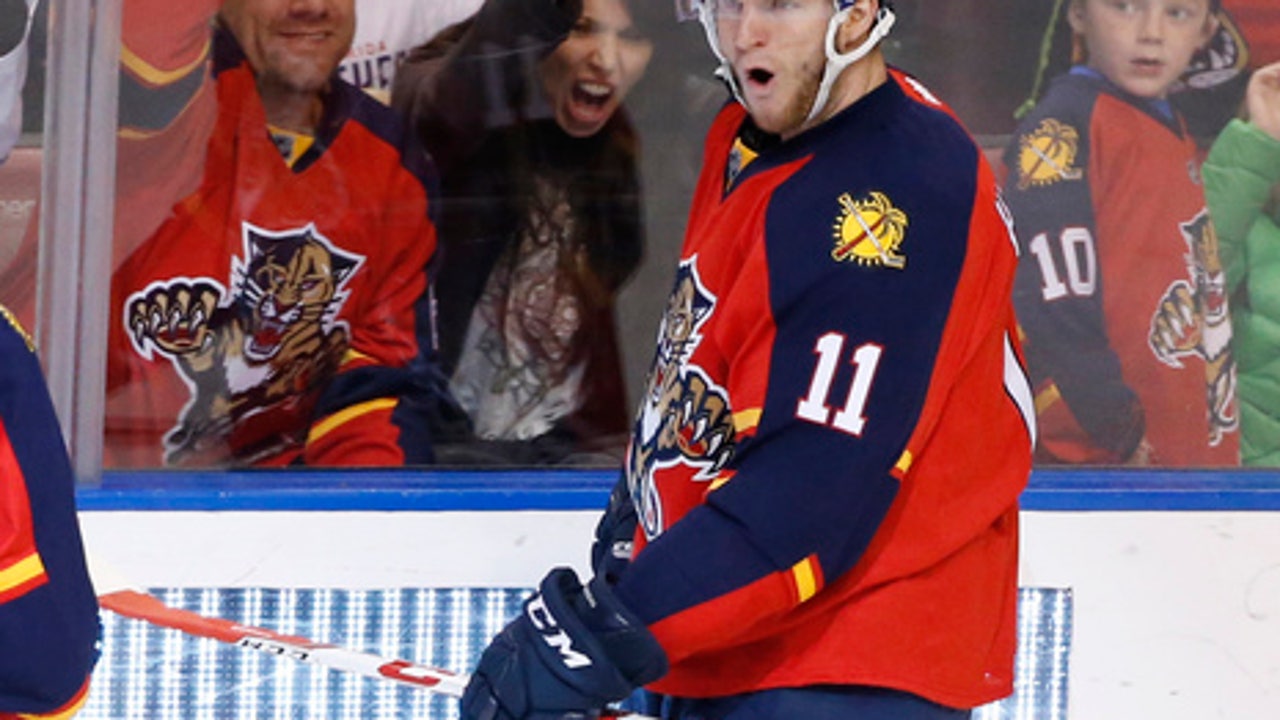 Panthers' Huberdeau hurt in win over Devils